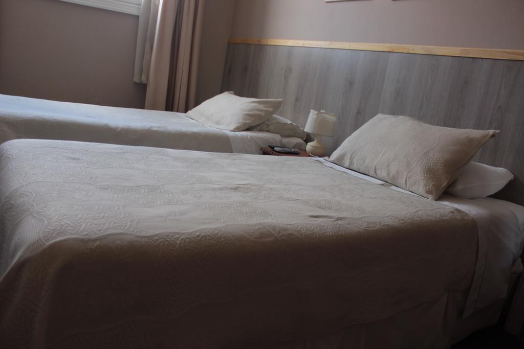 Alhambra Hotel Сан-Антоніо Номер фото